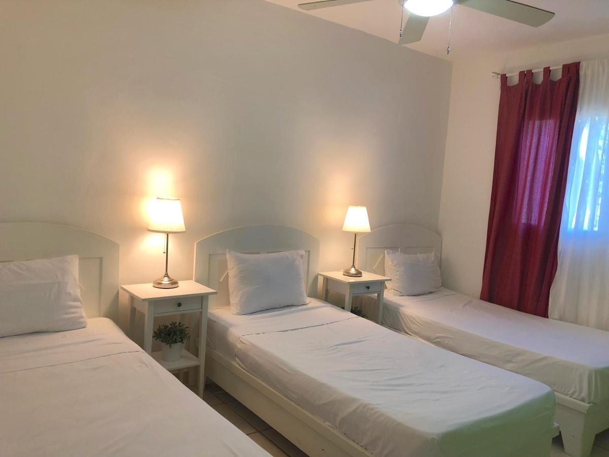 Blue Ocean Deluxe Studios - Wifi, Pool, Bbq, Restaurants, Beach Club & Spa ปุนตากานา ภายนอก รูปภาพ